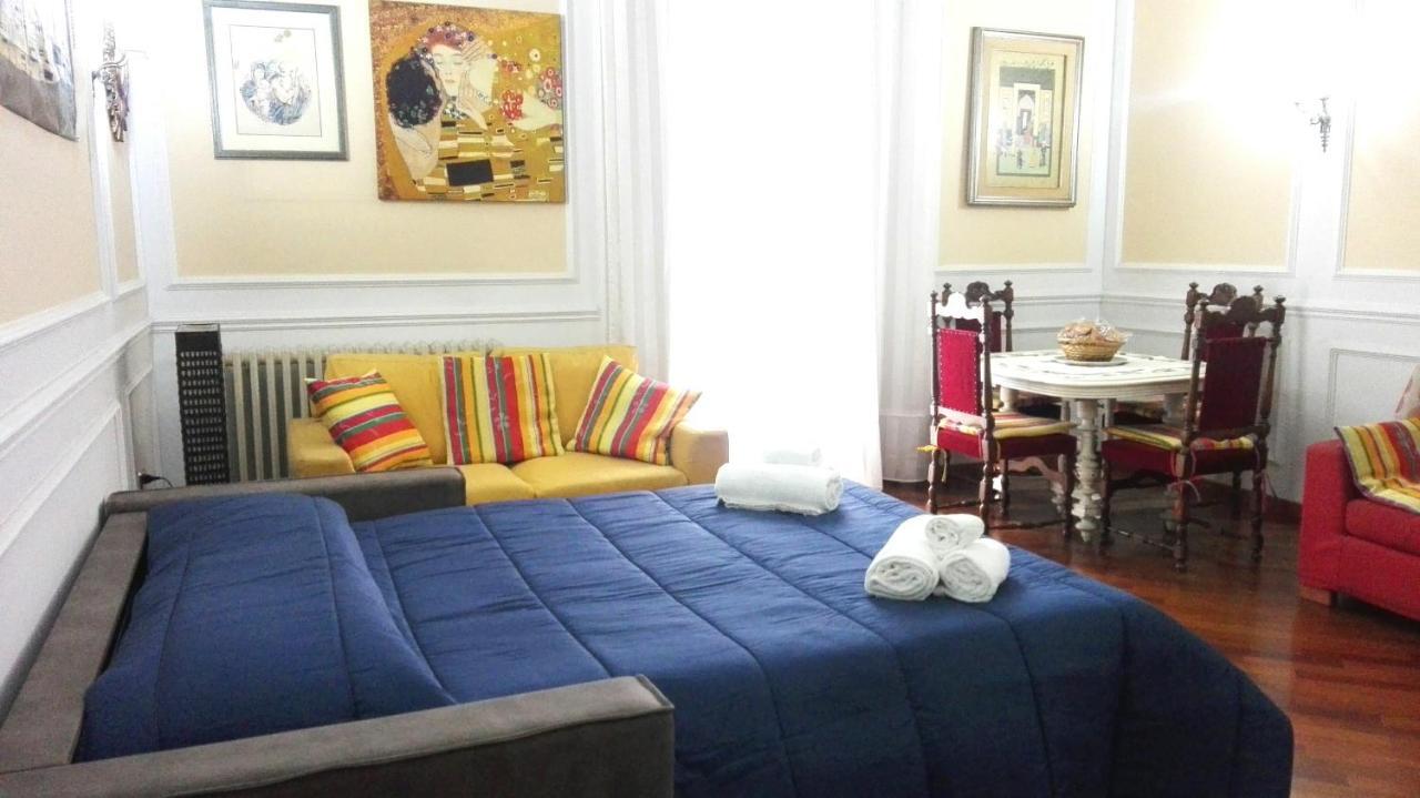 Elegante Appartamento Centro Storico 卡塔尼亚 外观 照片